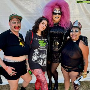 Joshua Grannell Instagram - Had an absolute blast hosting the @mosswood_meltdown_i_love_you drag competition with idol and mentor, JOHN WATERS! The drag performers were all filthy and wonderful and winners in their own right. Congratulations to @soypapichurro & @kingmeatflap for impressing John enough to win the crown! Thank you for having us, Mosswood Meltdown! And thank you to that huge crowd who stood in the heatwave staring at the sun while melting and supporting these vile performers!!! From my view, you were all blisters in the sun… 
🦩🦞🦩🦞🦩🦞
#johnwaters #mosswoodmeltdown #dragcompetition #sfdrag #bayareadrag
