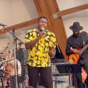 Joshua Henry Instagram - Some of my favorite moments from #GetUpStandUp from my show w/ the Columbus Symphony! @01andreslopera conducting:) 

Thank you @matthewsilkins 
#livemusic #symphony #broadway #johnlegend #soulmusicmatters