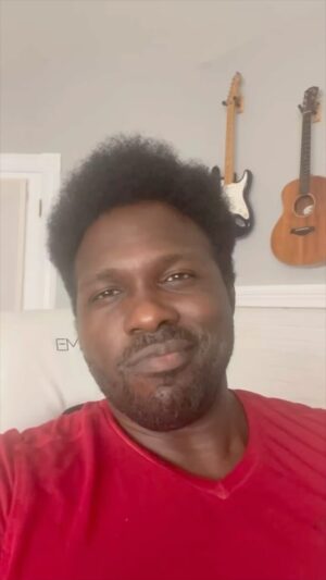 Joshua Henry Instagram - It’s go time! If you have a little one going back to school or this is your first time sending them on their way, I see you, I hear you, I feel you. ❤️📚✏️ #Reels #BackToSchool #GrowWithThat #ThatGrowthLife #Kindergarten #Parenting