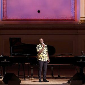 Joshua Henry Instagram - Last month, @michaelfeinsteinsings and @jeanyvesthibaudet joined forces for “Two Pianos: Who Can Ask for Anything More?” in celebration of the music of George Gershwin with guest artist @joshuahenryofficial.
 
The program shed new light on the composer, including an original fantasy created by the artists that nods to his “Rhapsody in Blue”—the first of a series of concerts at the Hall that celebrates the centennial of this groundbreaking work—plus music by Gershwin’s contemporaries and successors. 📷: Jennifer Taylor