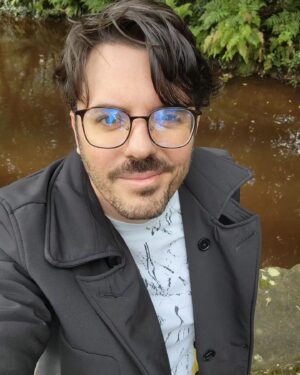 Joshua Ovenshire Instagram - Went to Wngland and took a bunch of selfies.