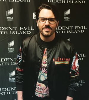 Joshua Ovenshire Instagram - This was from an event. A COUPLE WEEKS AGO, that being said, just posting cuz I'm gonna use that first photo as my new imdb profile pic