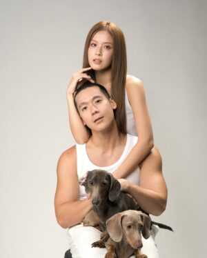 Joshua Tan Instagram - My forever furmily, ride or die🤍

📷 by @albertvincentwu
🛁 by @petslagoon 
😋 by @bonesoffalmeat