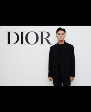 Ju Ji-hoon Instagram - @dior #dior