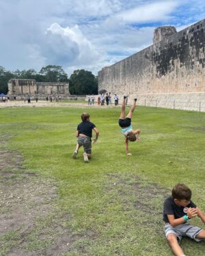 Juan Archuleta Instagram - What a special place 🐉😍 with the family!