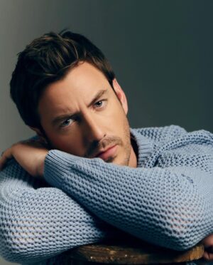 Juan Diego Covarrubias Instagram - Buenas noches 😘
