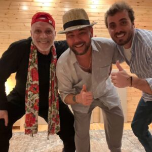 Juan Fernández Instagram - He tenido el inmenso placer, el honor y el privilegio de hacer una pequeña colaboración en próximo trabajo de mi amigo @miguelpoveda junto al genial @jesusguerreroguitar "Poema del cante jondo" de Federico García Lorca. Gracias Miguel por este regalo.
#flamenco #sevilla #cadiz #poesia #federicogarcialorca #poemadelcantejondo #music #arte #cultura #guitarra #baile #instagood #picoftheday #photooftheday #actor #actors #actorlife #acting  #followme #followers #theater #teatro #tvseries #tvshow #celebrities #lgtbi #lgtbespaña #gayfriendly