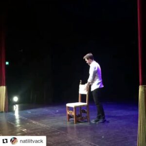 Juan Gil Navarro Instagram - Hace una semana en La Plata... Skakespeare, Todos y Ninguno con dirección de @jorgevitti para #AcercArte #Repost @natilitvack with @repostapp
・・・
Bravoooooo Koko!!!! Una vez más...! ✨💕✨ @juangilnavarro @storylabarg @jorgevitti