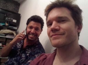 Juan Gil Navarro Instagram - Estamos on line... with @alvarizroberto