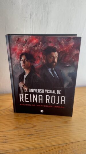 Juan Gómez-Jurado Instagram - Tras tantos años de duro trabajo para sacar adelante este sueño que es #ReinaRoja, han recogido todo el proceso de la serie en un fantástico libro que espero, disfrutéis tantísimo como yo. ❤️
Os dejo los enlaces en mis Stories por si lo queréis pedir.