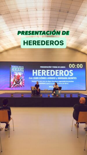 Juan Gómez-Jurado Instagram - ¡El sábado lo pasamos de maravilla en @casalector !🧡

👉Fue la presentación y firma del primer libro de la nueva serie de los creadores de Amanda Black, @juangomezjurado y @babsimon22 , ‘Herederos’.

👉¡Con un montón de pruebas, los más peques demostraron si son dignos de ser Herederos!

👉 Y por supuesto, los autores estuvieron firmando sin parar los libros.

¡Una fantástica tarde! 

#herederos #juangomezjurado #barbaramontes #amandablack #middlegradebooks #librosmiddlegrade #penguinkidses