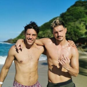 Juan Manuel Guilera Instagram - Un viaje con gente hermosa y recuerdos inolvidables 
Lxs quiero!