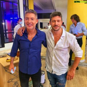 Juan Manuel Martino Instagram - Mañana se estrena “ Los protectores “ por #starplus @agusjvera @darioyamil @abrildiyorio @agusbenavides1 @tupaclarriera @luisalejandrodriguez @julian_caballero_  @betodecarabassa