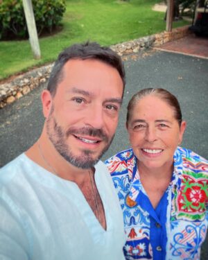 Juan Pablo Espinosa Instagram - FELIZ DÍA MI CHURRA! 
Que fortuna es tenerte, compartir como compartimos, entendernos y querernos tanto! 
GRACIAS por siempre estar presente, por todo tu apoyo, por tu humor, por ser puro amor incondicional! TE AMO! 🤍🤍🤍