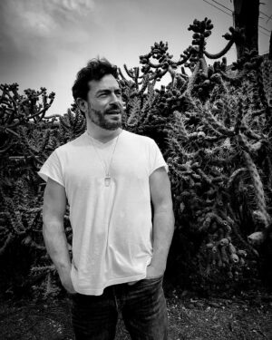 Juan Pablo Espinosa Instagram - Espinosa entre Espinas Espinosas 
Por: @cris_espinosa