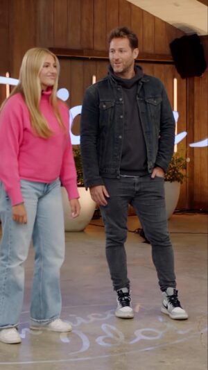 Juan Pablo Galavis Instagram - @camila_galavis’ dad is #TheBachelor’s @juanpagalavis, and her #AmericanIdol audition’s coming up roses! 🎶💐