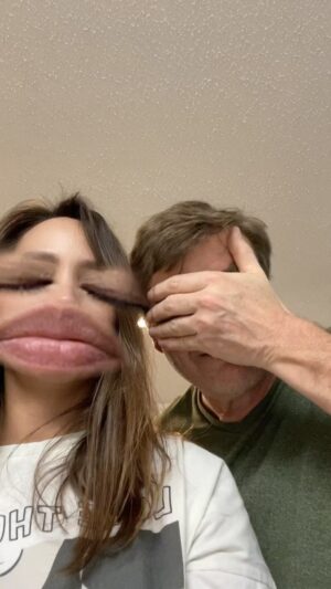 Juan Pablo Gamboa Instagram - Laughing together #husbandandwife #reels
