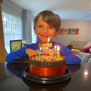 Juan Pablo Gamboa Instagram - This little guy is five today!! Este cosito hermoso esta cumpliendo cinco años!! Increible... te amamos Mateito!!