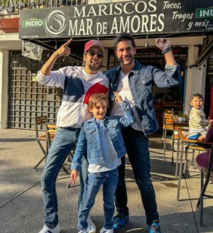 Juan Pablo Gil Instagram - Orgulloso de mi silver @juanpgil q abrió su nuevo restaurante @mardeamoresrest en Cdmx. Los mejores mariscos de la ciudad. Síganlos