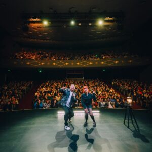 Juan Pablo López Instagram - Muchas gracias al público de ambos shows, son los mejores 🫶🏻🫶🏻🫶🏻❤️❤️❤️❤️ 
-
Esto fue ayer, 3 de Mayo 2024, en @teatroorienteprovidencia
-
Entradas disponibles en Santiago para el 24 de Mayo, 20 y 22 horas, en Teatro Oriente, entradas en www.lopezcomediante.cl
-
Equipazo @tereacevedoe @killerdreams21 @sebabertoni @benja_drop_ @pablo.vinolo @josepalermo abrió el show la pulenta @malditalunilove 
-
Fotos bakanes @estricolor 👏🏻👏🏻👏🏻👏🏻
-
#standup #humor #standup #standupcomedy #santiago #chile