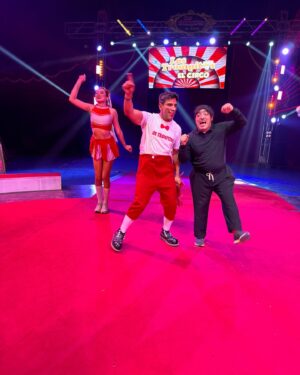 Juan Pablo Queraltó Instagram - Feliz y emocionado… gracias por la gran sintonia de este primer capitulo de HISTORIAS DE CIRCO… tuve la suerte de conocer la historia del Circo Los Trompitos y mi desafio es poder llegar a la mayor cantidad de circos en Chile para conocer la historias de esas hermosas familias circenses que llevan años entregando alegria a grandes y chicos… mi sueño era hacer este programa… por mi pasión por el circo por mi abuelo que es payaso y por la hermosa relación que tengo con la familia circense…. El circo es alegria es Patrimonio de la Humanidad ❤️❤️❤️❤️❤️ GRACIAS!!!!
@sabingochv 
@lostrompitoselcirco