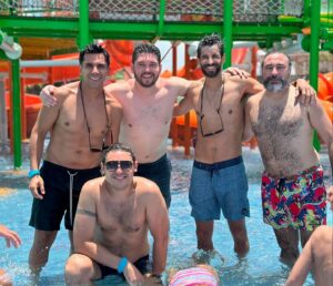Juan Pablo Queraltó Instagram - Aqui estamos!!! Jajajajajajaja a puro goce… a quién le gusta el mambo???
@lucho.bollo @juangranic @nicoo_vasquez_ @danielmed15