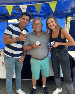 Juan Pablo Queraltó Instagram - Tremenda jornada la de hoy en Quillota 
Grabando con @emiliadaiber lo pasamos chanchoooooo
@polalons @sabingochv