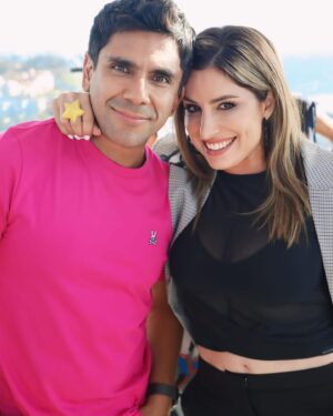 Juan Pablo Queraltó Instagram - Dias de amor… trabajo y familia…
❤️❤️❤️❤️ ya empezamos Marzo y les entrego pura buena vibra y fuerza!!!!
Conectarse con el sol y con la vida….
@fransfeir

📸 @titogaete