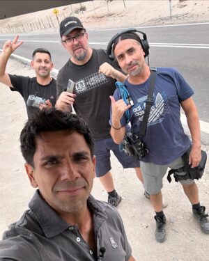 Juan Pablo Queraltó Instagram - Un recorrido por el extremo norte de Chile… Arica, Socoroma, Putre, PoconChile fueron algunos de los lugares que recorrimos con mi tremendo equipo de @sabingochv grabando sorpresas e historias…
Gracias a este grupo de amigos y profesionales que hacen que la pega sea exitosa!!! @fblanchait @eliascontrerasg @orlandoromerom 🙏🏽🙏🏽🙏🏽
