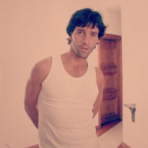 Juan Pablo Shuk Instagram - Throw back siglo pasado! Foto: el gran @elmagenta