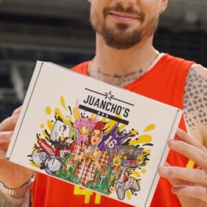 Juancho Hernangómez Instagram - JUANCHOS ES MEJOR EN PLURAL 🏀🍔

JUANCHO (@juanchiviris41) ❌ JUANCHO'S BBQ

🔥 El jugador de la selección española de baloncesto es nuestro nuevo EMBAJADOR DE MARCA, no podía ser otro que nuestro tocayo

🤾 Prepárate para un mate de proporciones cárnicas: sorteos, promos, nuevas burgers, JUANCHONISTAS CLUB... Vienen muchas cosas de las manos triplistas de Juancho Hernangómez 

🍔 Nuestros valores de pasión y calidad se ven en Juancho cada partido, cada jugada, esa GARRA 😏 que tiene nuestro querido Bo Cruz

🏆 SE VIENEN MUCHOS PREMIOS Y ÉXITOS

#juanchosbbq #juanchohernangomez
#41 #juanchonistas