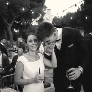 Juancho Hernangómez Instagram - ✨Felices Para Siempre.🥂

  14.07.2023
  15.07.2023