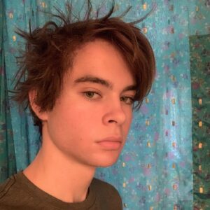 Judah Lewis Instagram - Been really practicing this bed head over the past two months
