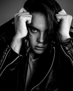 Judah Lewis Instagram - Come and get your love 📸@damon_baker