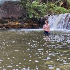 Judah Lewis Instagram - Volcanic hot springs #toohot #hotdamn #lakerotorua