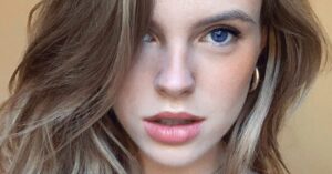 Juju Di Domenico Instagram - Close-up