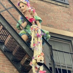 Jujubee Instagram - Mother knows best! 
Rupunzel in Boston—a modern day fairy tale of love, loss, and motherhood
.
.
Dress by @samueljdonovan 🌺 
Rupunzel braid by @bigxatlas , adorned with flowers by miss Big Atti, me, and @doriannblonch 🌸 
Photos by @stickihoneyy edited by @itssecretqueen 🍃