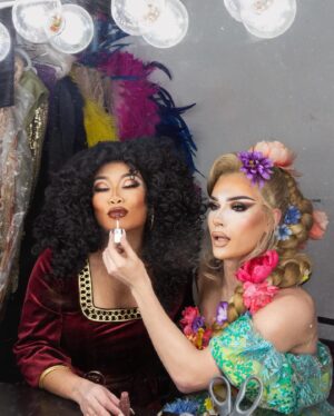 Jujubee Instagram - Mother knows best! 
Rupunzel in Boston—a modern day fairy tale of love, loss, and motherhood
.
.
Dress by @samueljdonovan 🌺 
Rupunzel braid by @bigxatlas , adorned with flowers by miss Big Atti, me, and @doriannblonch 🌸 
Photos by @stickihoneyy edited by @itssecretqueen 🍃