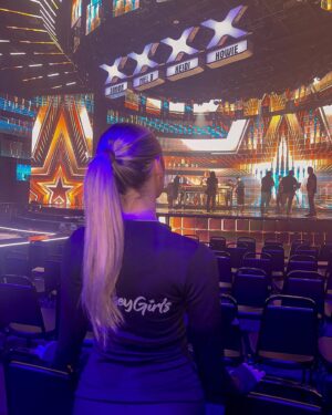 Julia Carlile Instagram - It’s show day!! Cant wait to dance on that stage tonight on @officialmelb dream team. Don’t miss it America!💜 #agtfantasyleague #agt @agtauditions @agt
