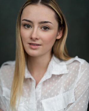 Julia Carlile Instagram - New month… New headshots🤩🎬@yellowbellyphoto @alexpriestleytalent