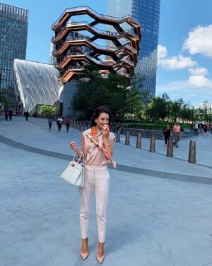 Julia Chatterley Instagram - The big apple!