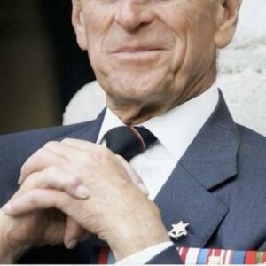 Julia Chatterley Instagram - Reflecting on the life & legacy of Prince Philip who passed away peacefully this morning at the age of 99. 

Discussing the Duke of Edinburgh’s lifetime of achievements & loyalty with @isasoarescnn 

#royalfamily #princephilip #queenelizabeth #royal #windsorcastle #buckinghampalace #breakingnews #RIP #dukeofedinburgh