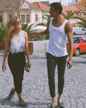 Julia Dujmovits Instagram - Life is an adventure with @kledo_reisemobile 👣 #homesweethome #endlesssummer @visitburgenland 🌞