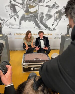 Julia Dujmovits Instagram - Feeling very honored 🥰 to join the @die_strasse_der_sieger 🇦🇹 @sporthilfe.at