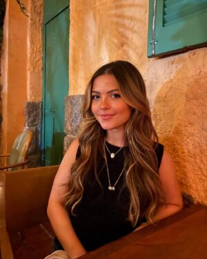 Júlia Gomes Instagram - Tudo fica melhor na Italia… Mas a gente nao precisa ir para lá para provar dos melhores sabores, porque no @ninocucina você tem uma experiência tão gostosa que vai te levar para o melhor da gastronomia italiana! 🤍🍋