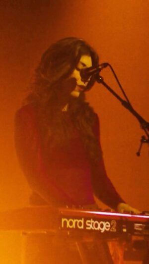 Julia Holter Instagram - full “Sun Girl” and “Evening Mood” videos of the band live in London at EartH🔥 up now. links in bio

with
@thee_bass_witch —fretless bass
@beth_goodfellow —percussion   vocals
@tashiwada —synth   bagpipe
@kennethjohngilmore —sound

shot and edited by @benhanratty

upcoming dates with @nkariuki_ below!

15 BOSTON
Brighton Music Hall

17 NEW YORK
Webster Hall

18 PHILADELPHIA
First Unitarian Church

19 WASHINGTON DC
The Atlantis

21 DURHAM
Motorco Music Hall

22 ATLANTA
Masquerade