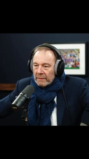 Julia Molkhou Instagram - Retrouvez Xavier Couture, ancien directeur de l’antenne de TF1, ancien patron de Canal , dans « Tant qu il y aura des hommes ». Très très grand épisode!