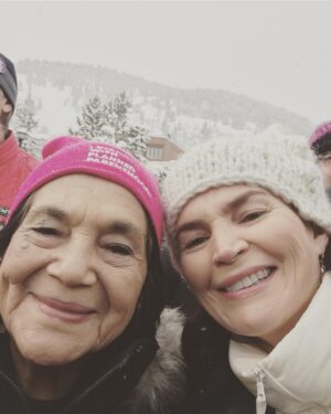 Julia Ormond Instagram - Thank you #doloreshuerta "Si se puede!"