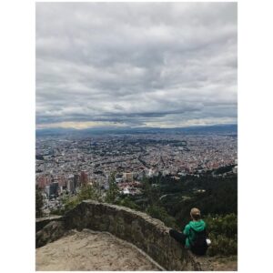 Julia Rosnowska Instagram - Widoczek na Bogotę #bogota #colombia #monserrate #viewfromthetop