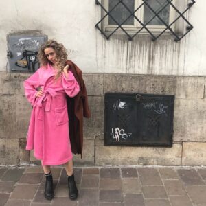 Julia Rosnowska Instagram - Jestę blogerko influenserko, top instamodelko. #ootd #fashion #ilovefashion #fashionblogger #instamodel #drogiwolności 🔸 foto by @aleksykomorowski